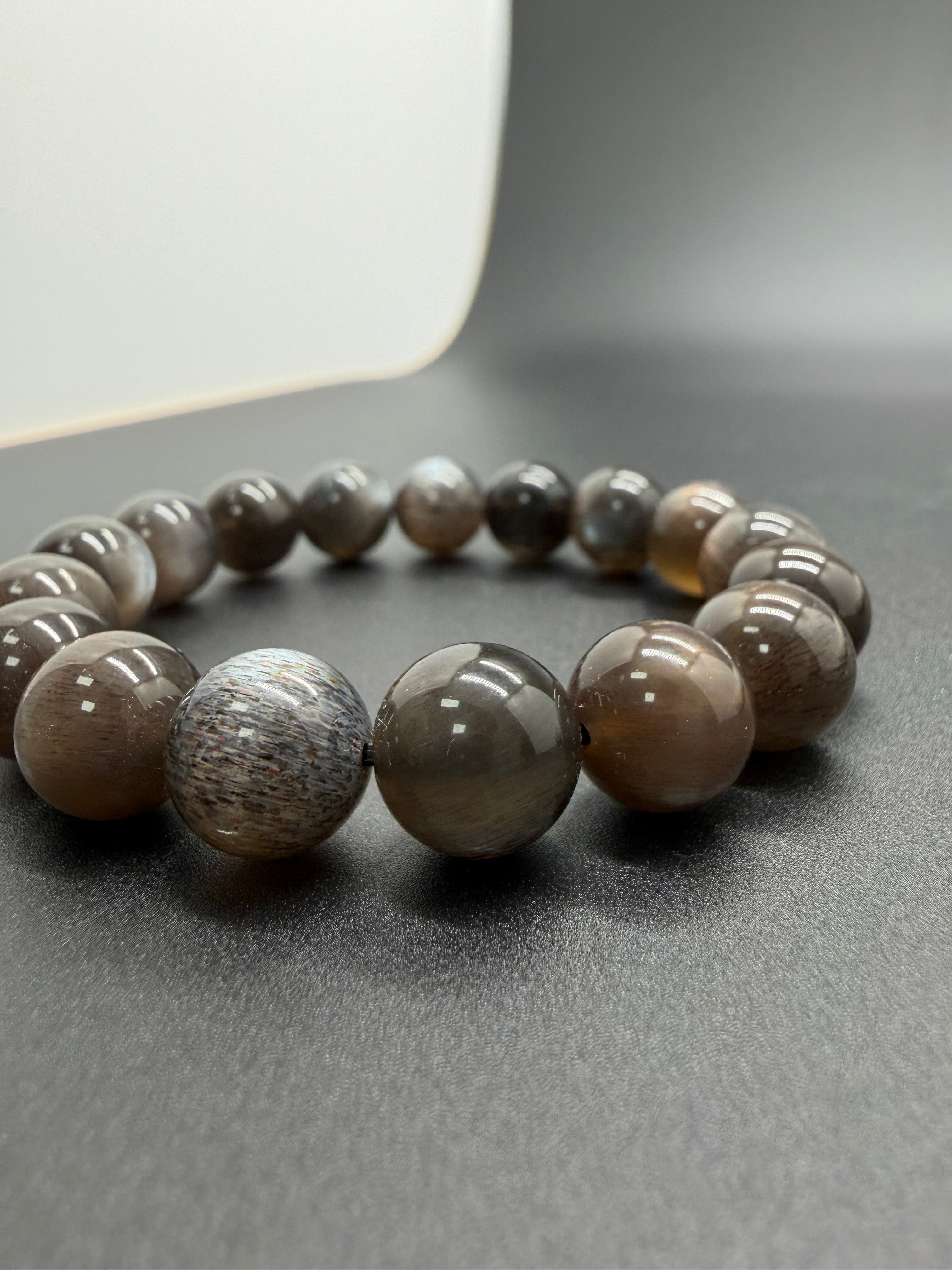 高品黑金骨幹太陽石 (11mm)