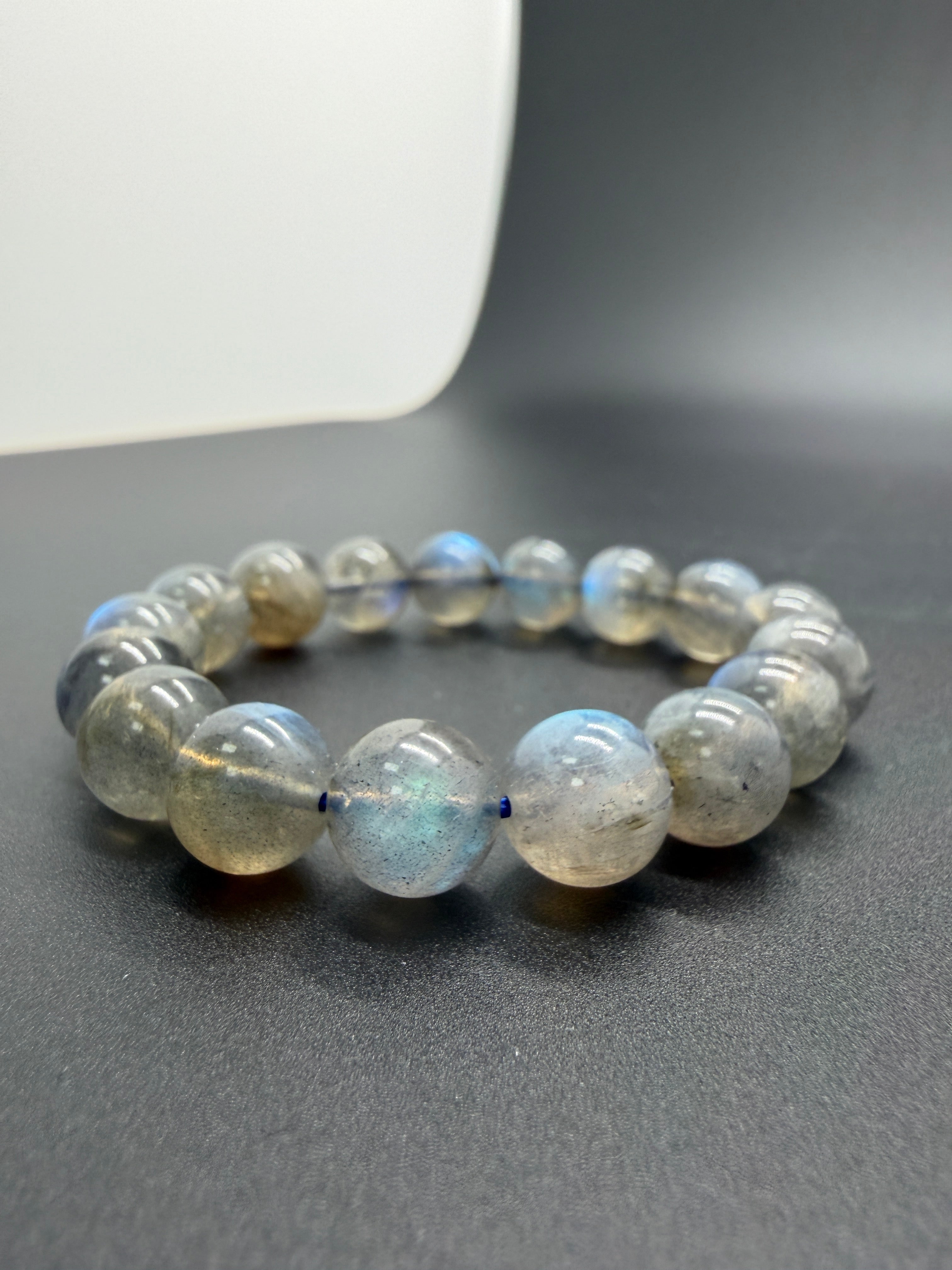 高品拉長石 (爆藍光 10.9mm)