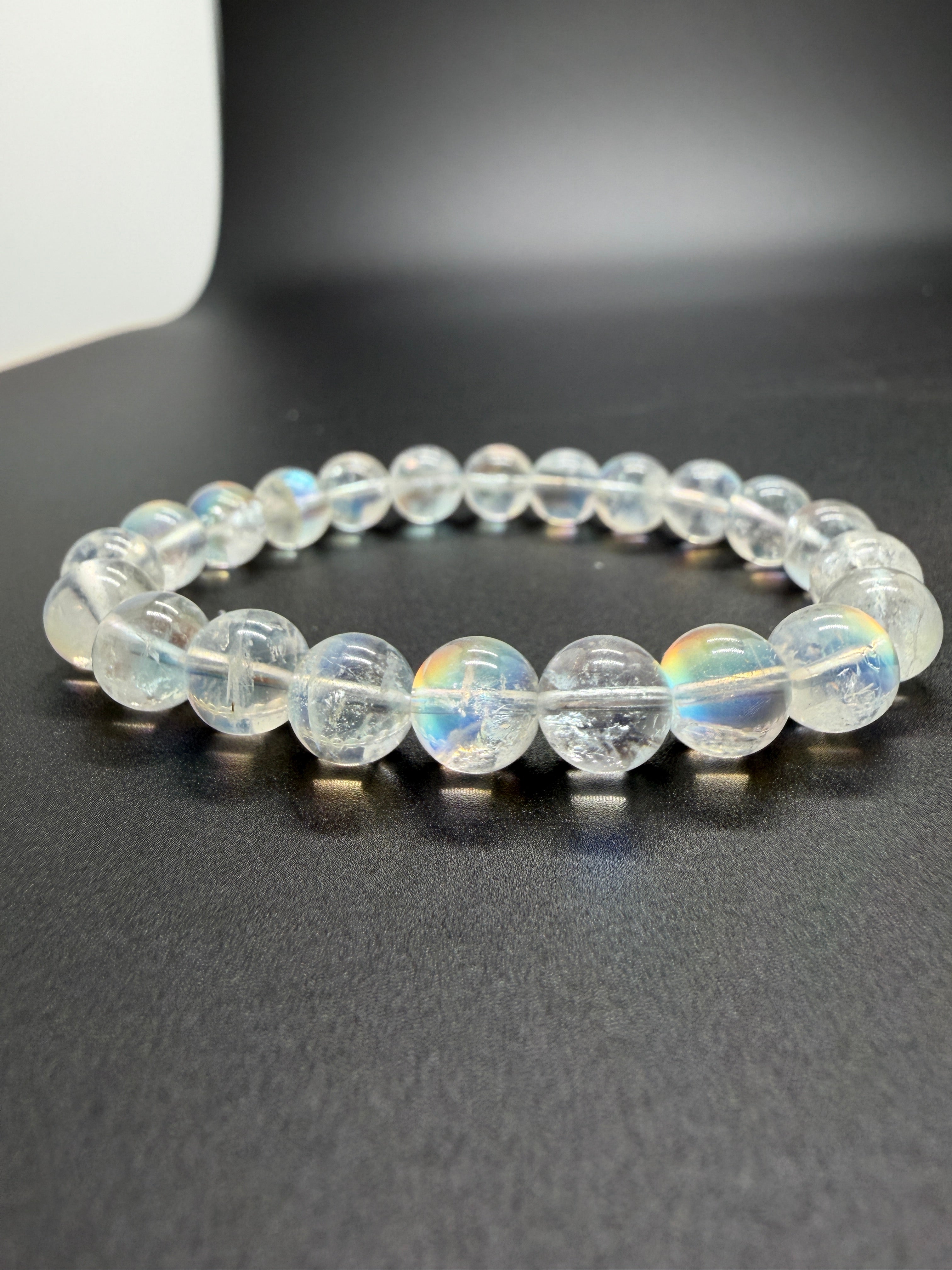 高品馬島月亮石 (8.3mm)