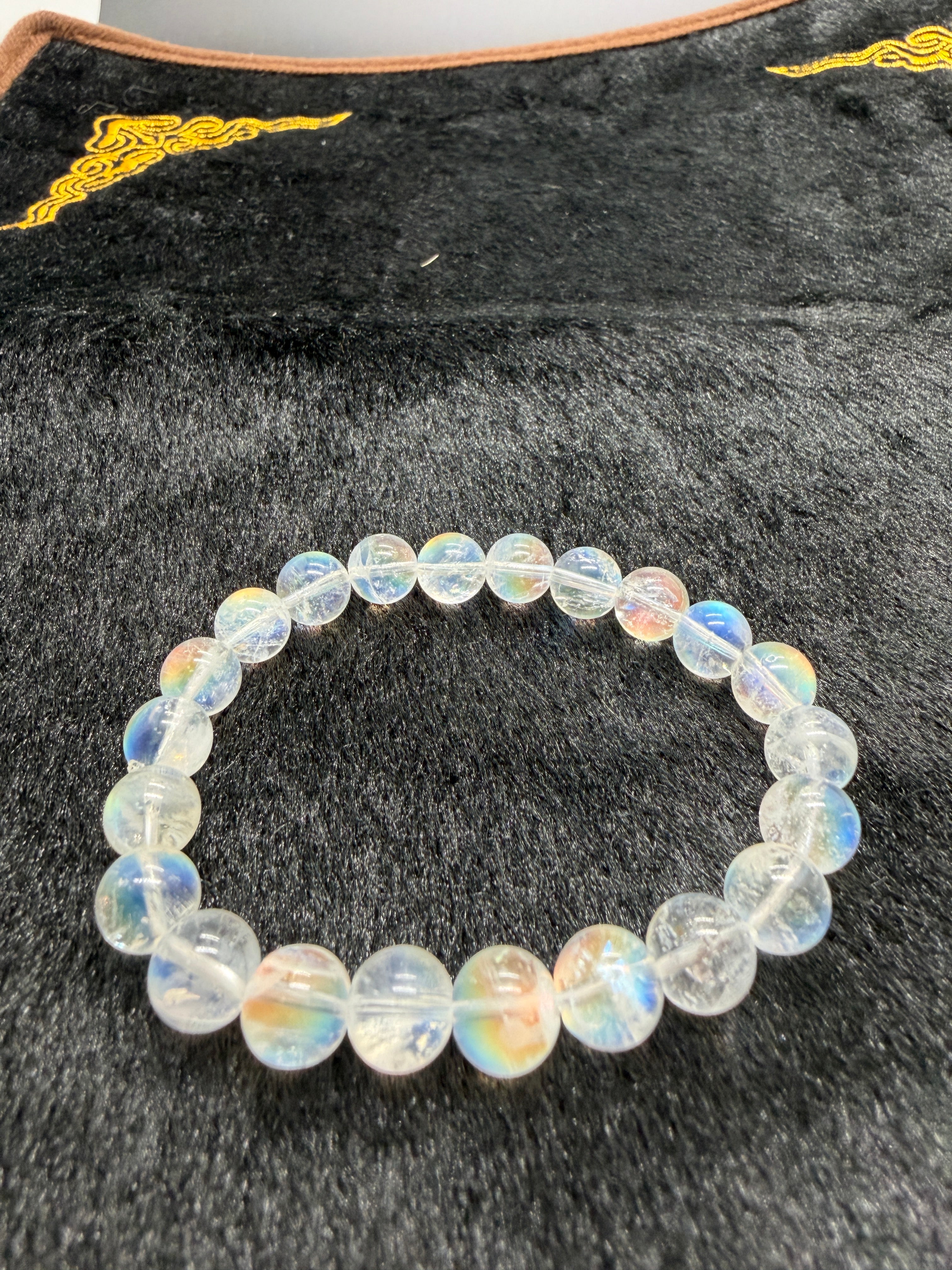 高品馬島月亮石 (8.3mm)
