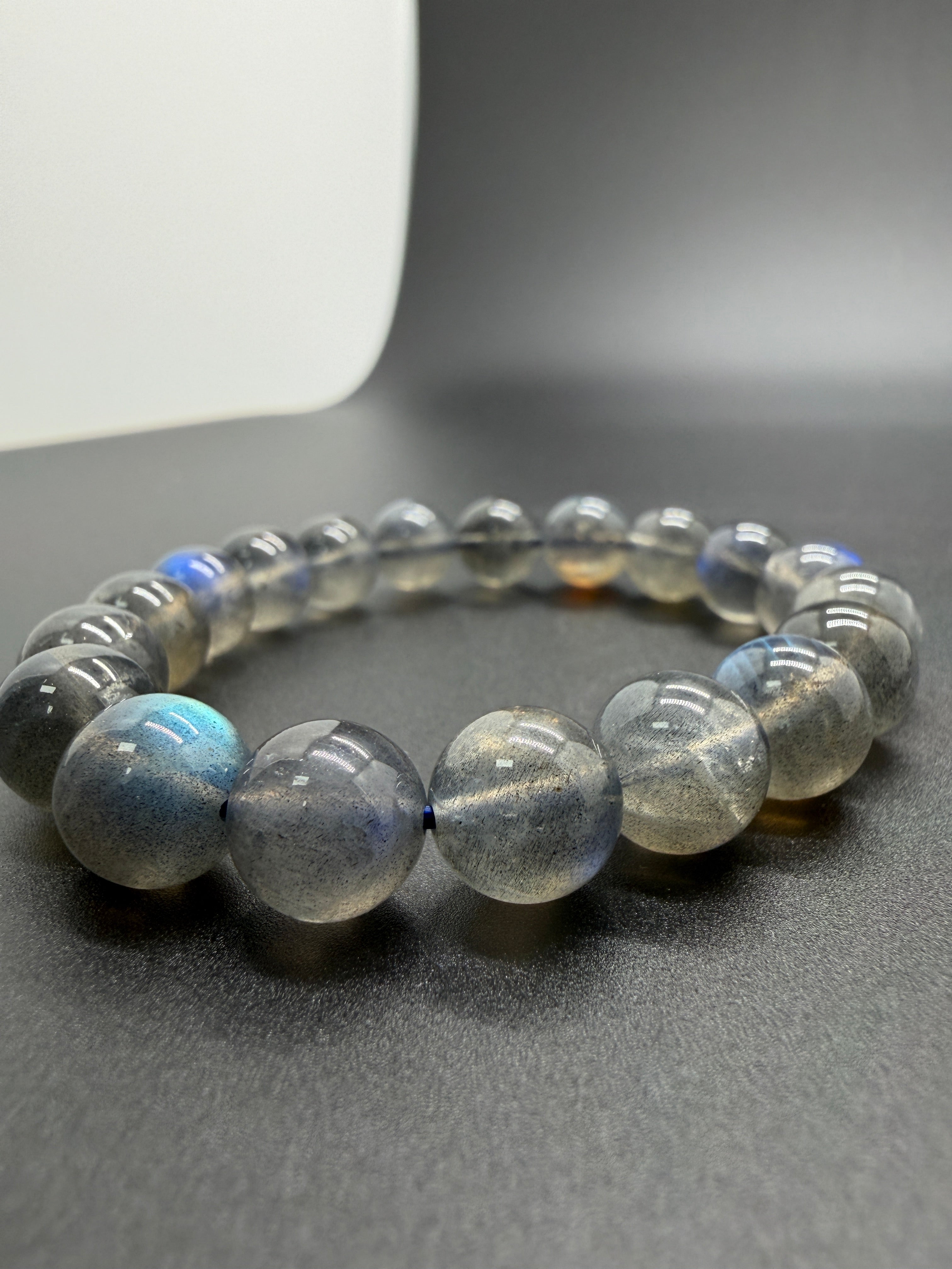 灰拉長石 (爆藍光 10.4mm)