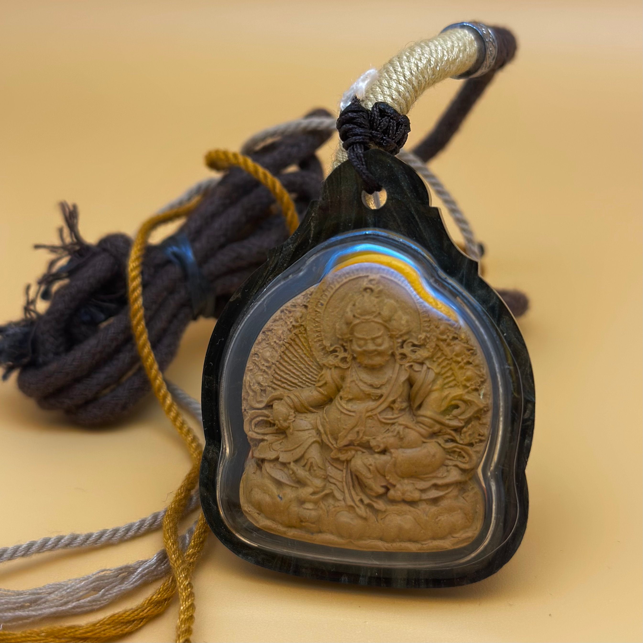 黃財神擦擦牌 (內藏法米・淺啡邊)